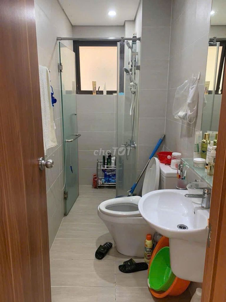 Sky Center building, Phổ Quang, tb: 3 p sleeps, 90 m2, Full interior, 18 million a month