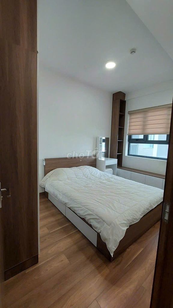 Sky Center building, Phổ Quang, tb: 3 p sleeps, 90 m2, Full interior, 18 million a month