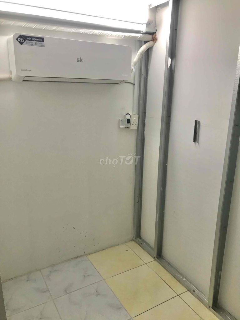 Rent room has air conditioning.