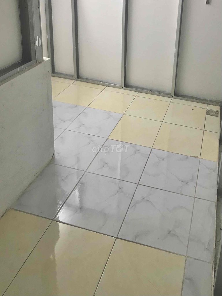 Rent room has air conditioning.