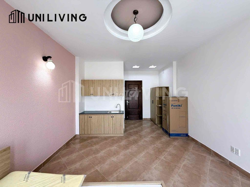 The studio apartment is located right near vlu cs3.