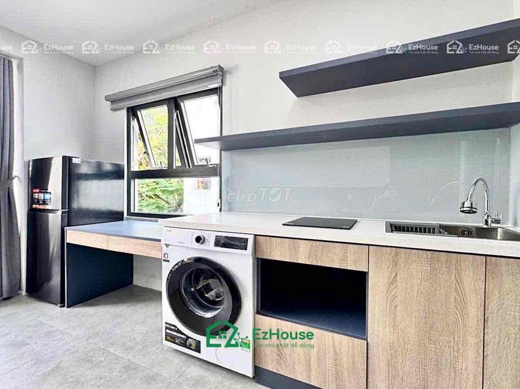 A super-split balcony studio near the new brand new home.