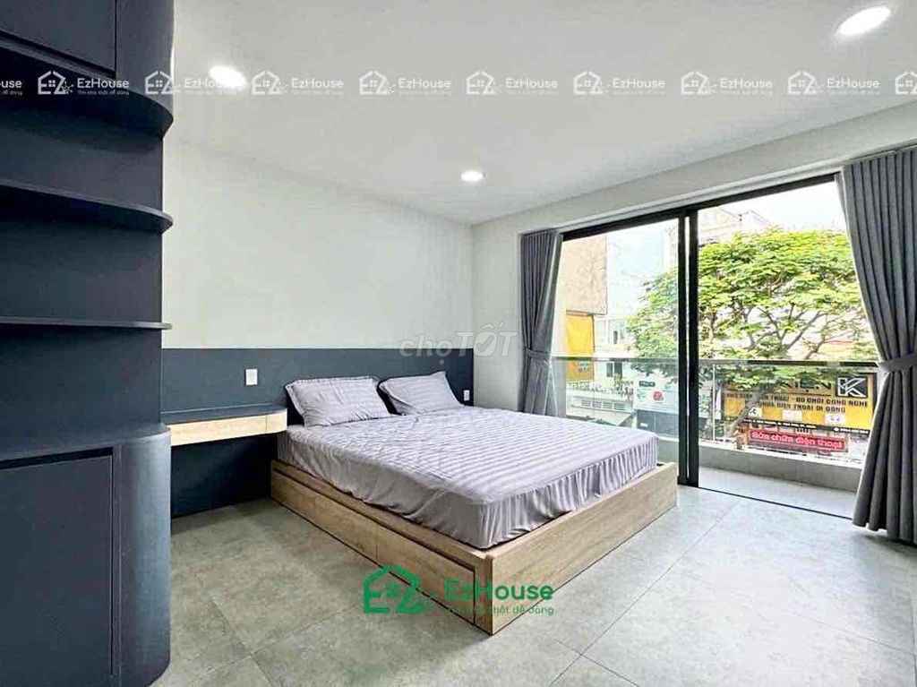 A super-split balcony studio near the new brand new home.