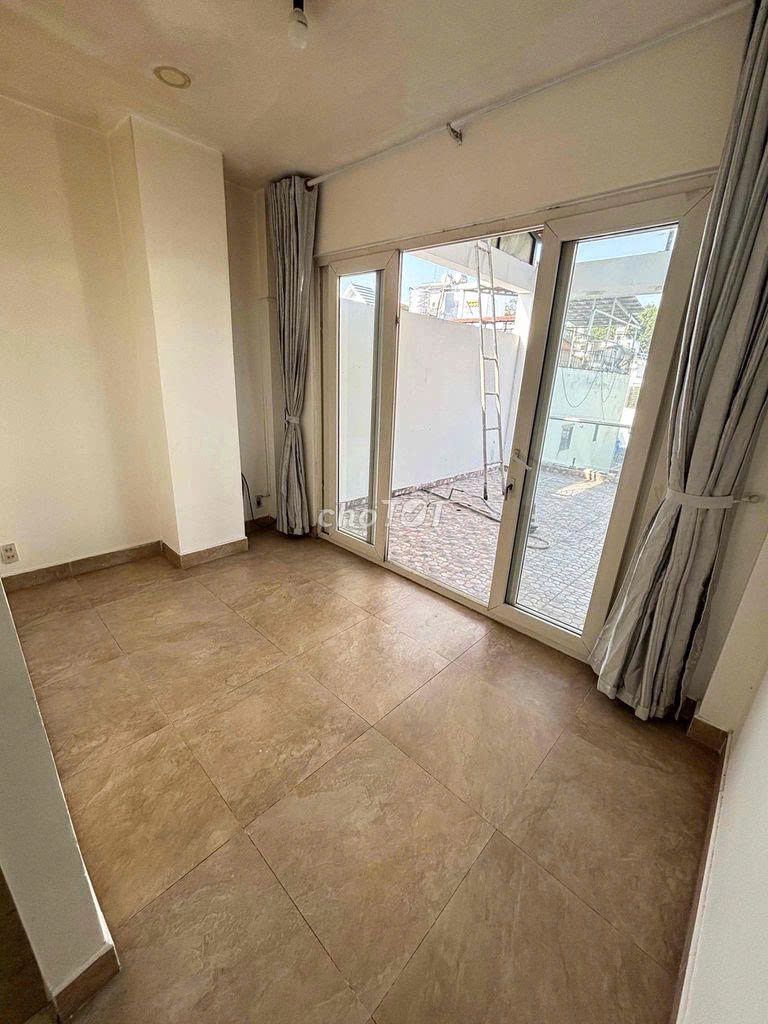 Renting an alley 338/5 An Dương Vương, District 5-- 4 bedrooms - 20 million.
