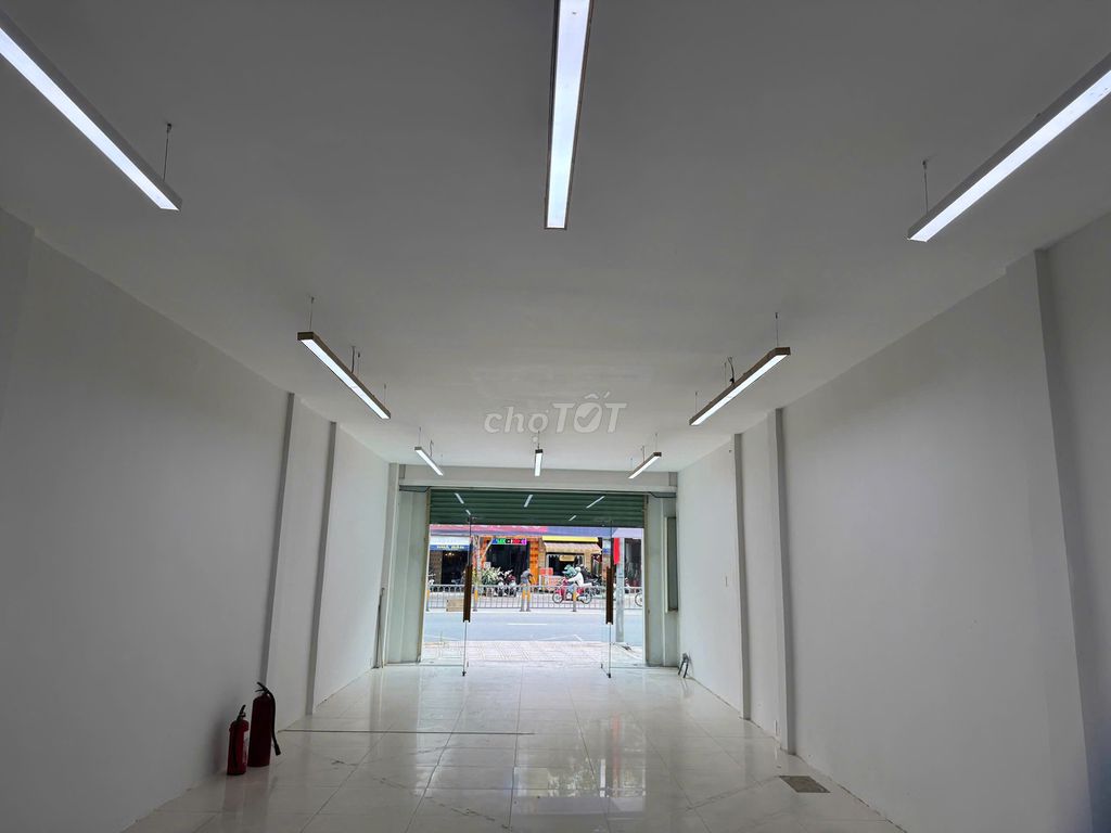 Rent 422 Lý Thái Tổ, District 10 – 5 X20 M, 4 floors - 70 million