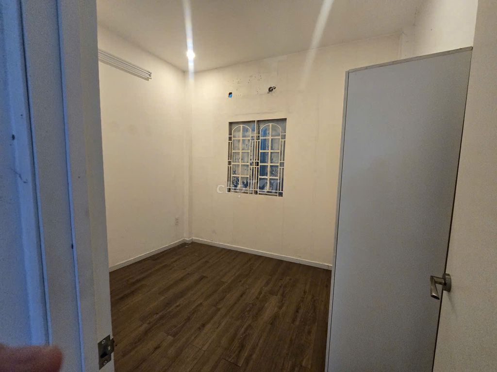 1 st floor 1-two p sleeps 2 Cô Bắc Bridges cost 15 million a month