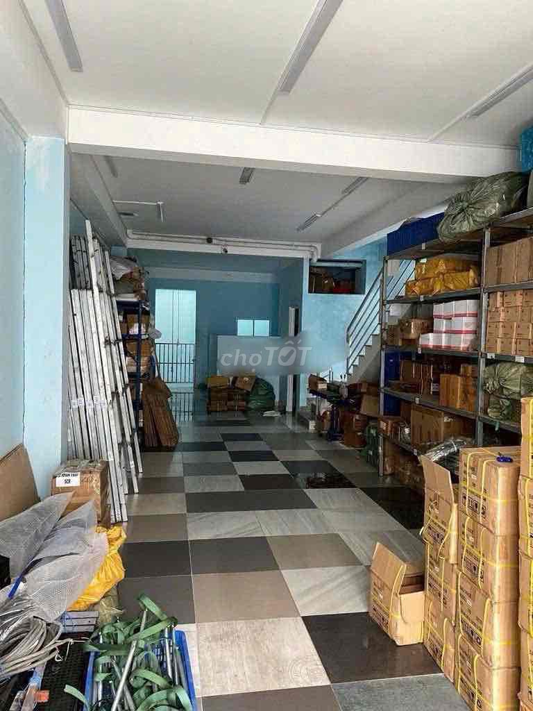 Rent the entire số 33 front of the 5 x 20 meters Lavender