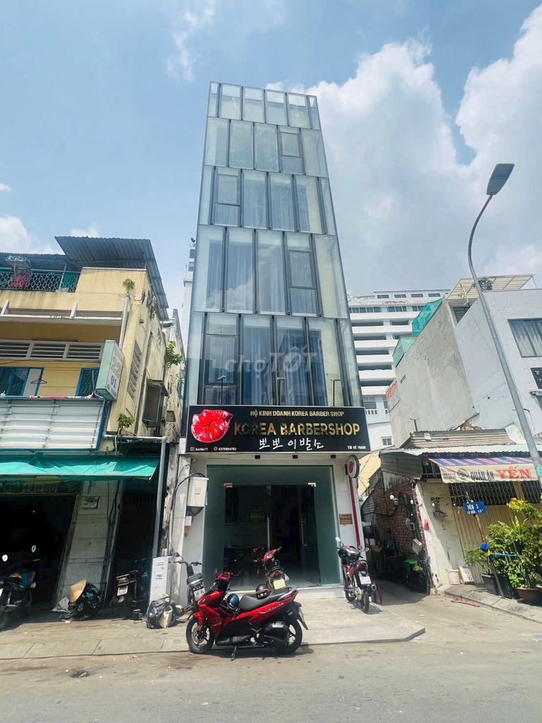 Rent two one-one detectives, District 1-4-story elevator-- 60 million.