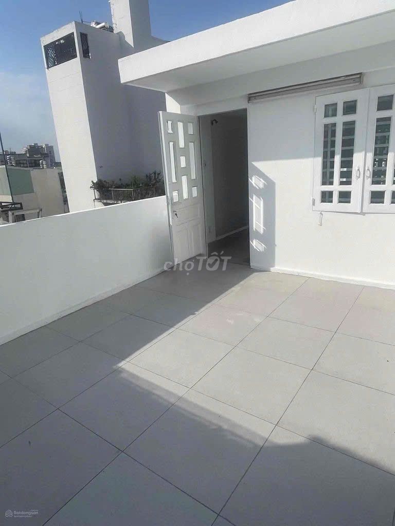 Rent for a 107 Nguyễn Phúc Nguyên, 3/4th floor, st. 38 million.