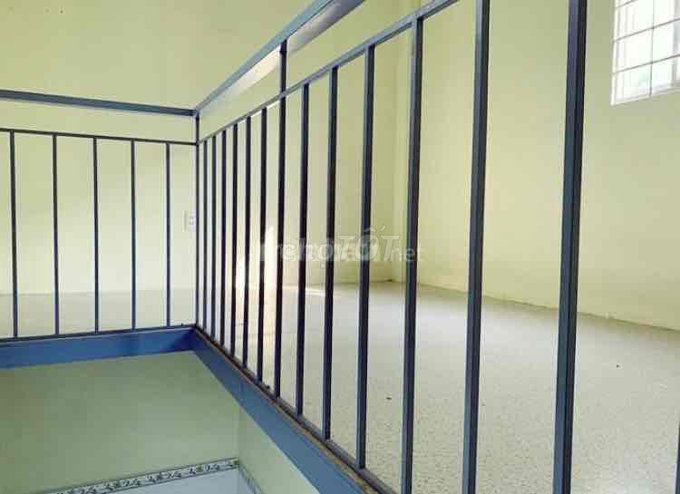Rent a motel with a 510 Đào Sư Tích pass tower.
