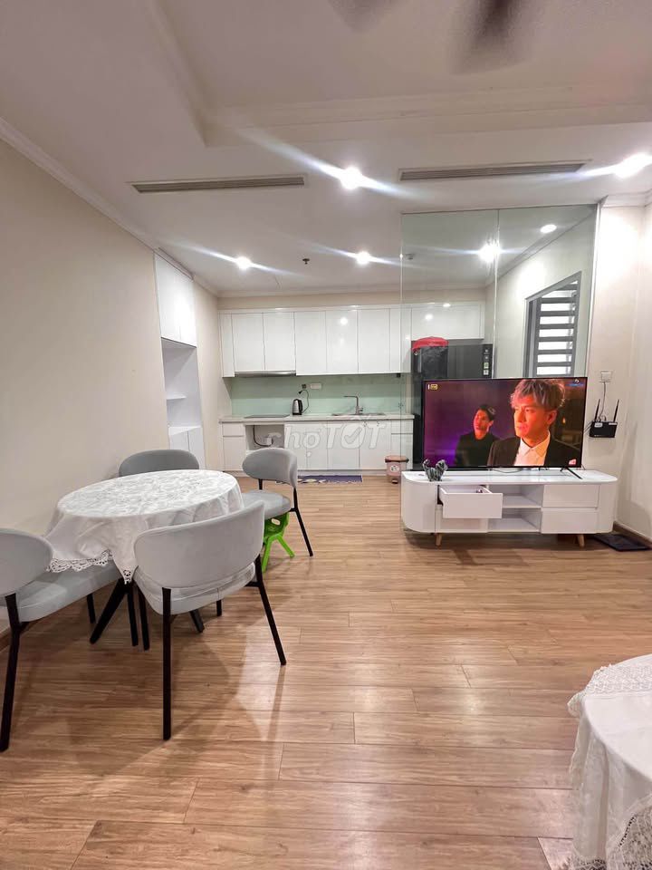 Rent C/c Republic - 3 bedrooms at 16 million a month - the house is empty, in you go!