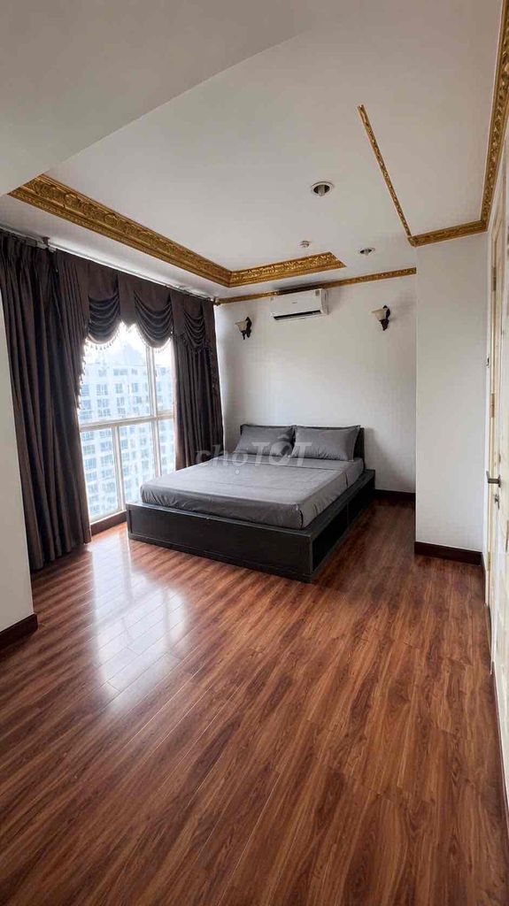 Rent an apartment New Saigon, Royal Family 3