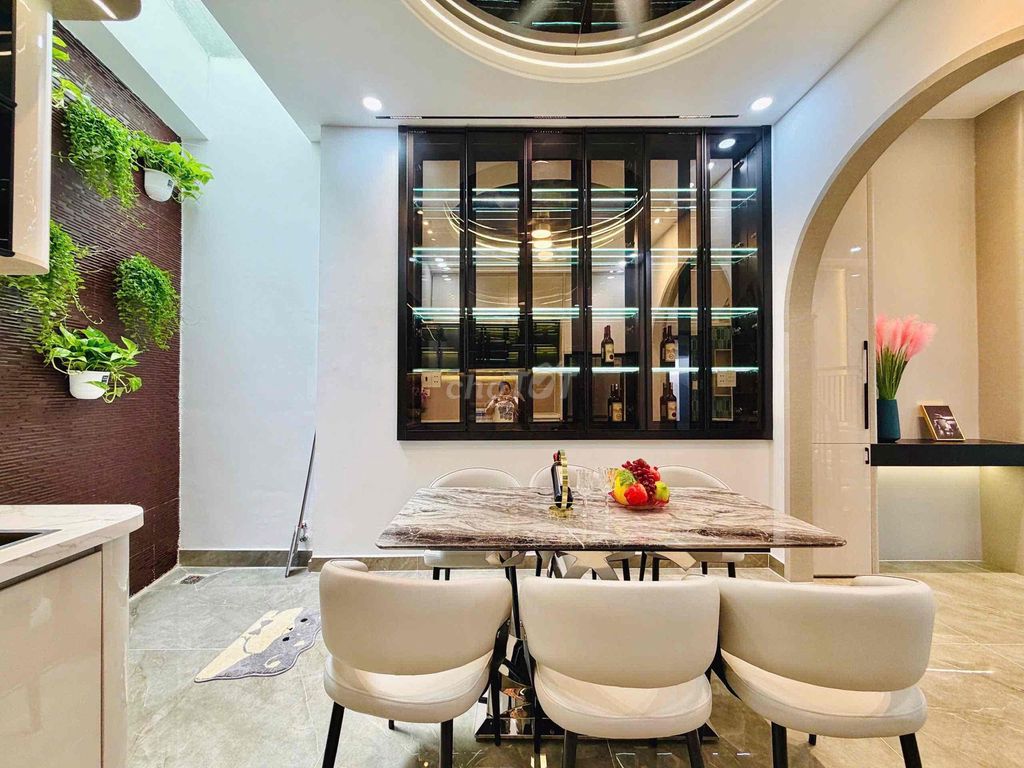 Rent 1794 16 (5 x13) Down 3 floors, 4 bedrooms, 5 full-house toilets