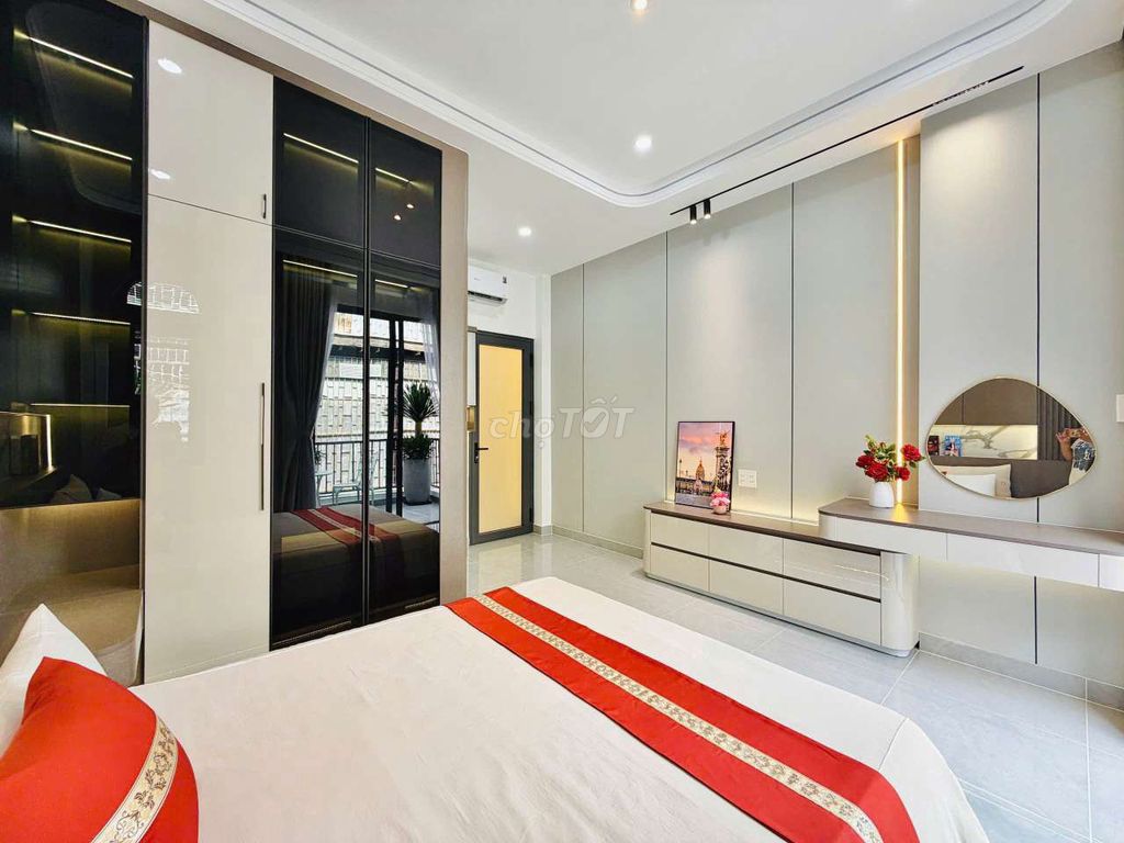 Rent a full four bedroom five toilets in 16 Gò Vấp.