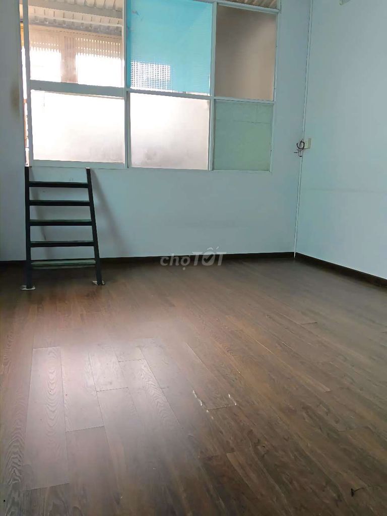 Rent đg.ni sư huỳnh liên.Phpf 10.Tân Bình