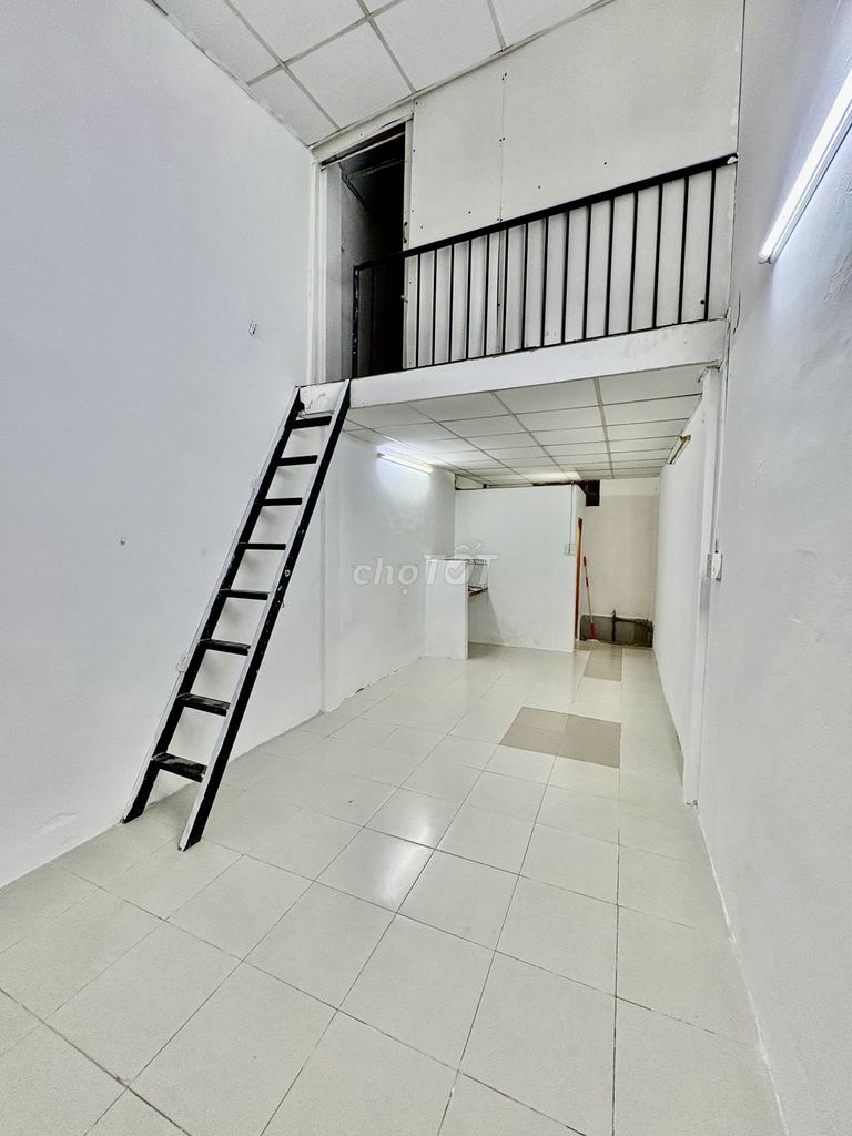 Rent a private apartment on the LJ B Dương Bá Trạc.