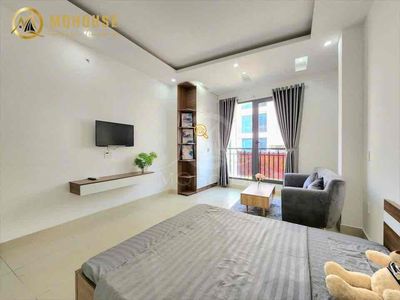 Rent a service apartment. 40 M2 full interior. Nguyễn Văn Đậu balcony.