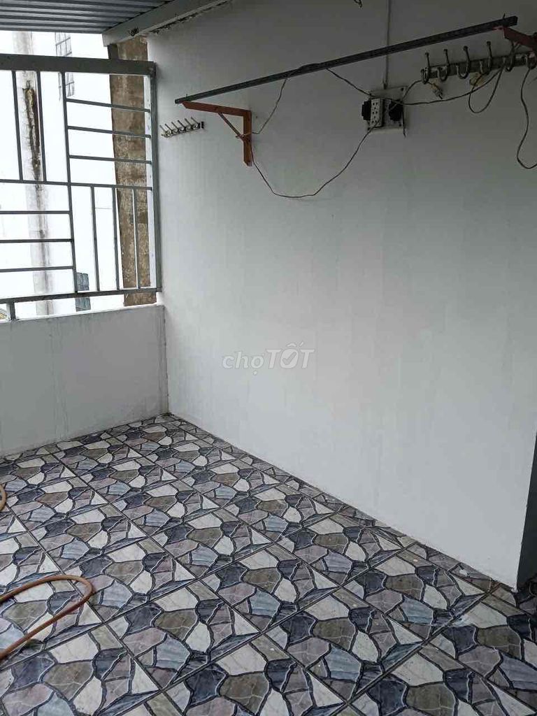 3rd floor bedroom near a high school, Thống Nhất-711