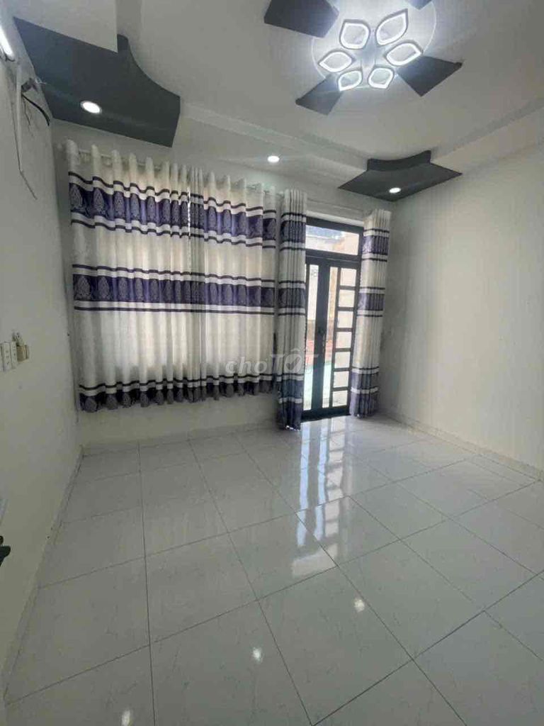 3rd floor bedroom near a high school, Thống Nhất-711