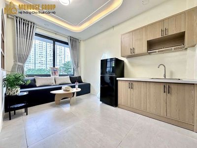 One bedroom, one window living room, 40 M2 in the center of the Czar.