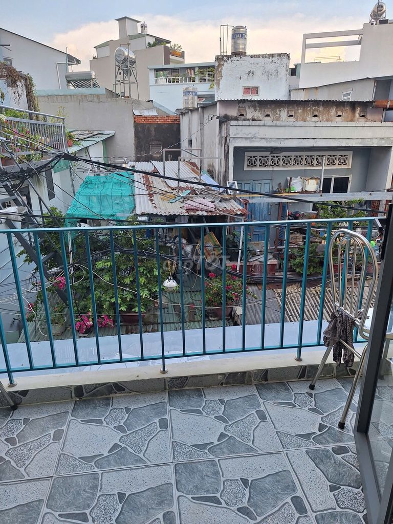 Rent a new room. 79 Thống Nhất.