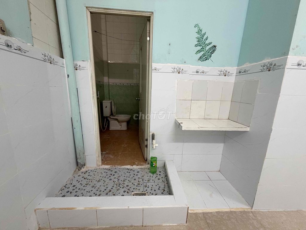 Room 25 meters 2 District 8