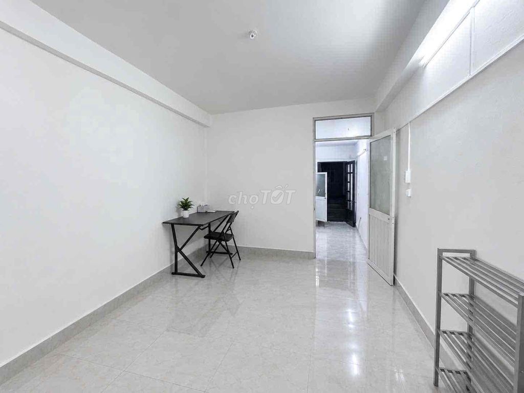Room 1 of Bancol's bedrooms split the kitchen in Sen-Cafu-Cafu-Caft-The air conditioning.