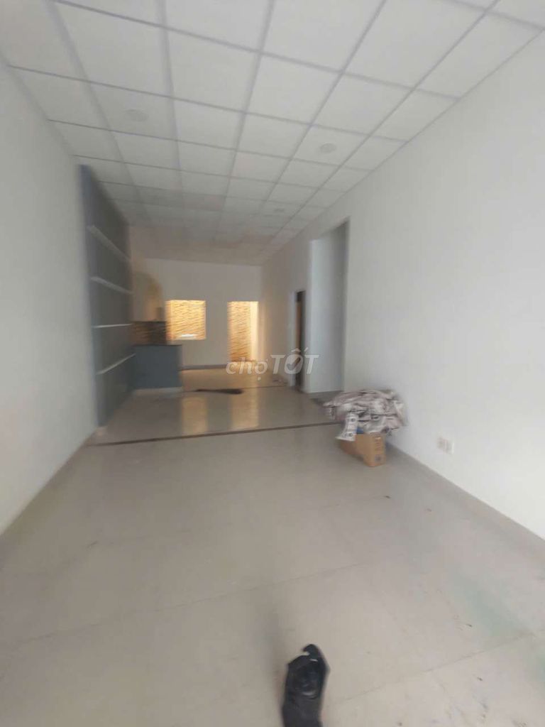 8 X 16 M house near the west stop