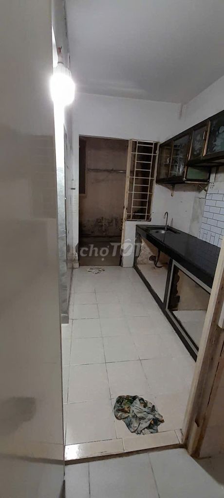 To rent a high-end apartment.