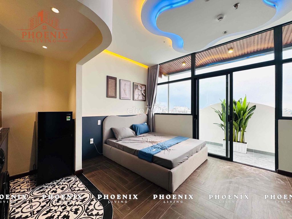 Opening the new house of luxury, fully equipped.