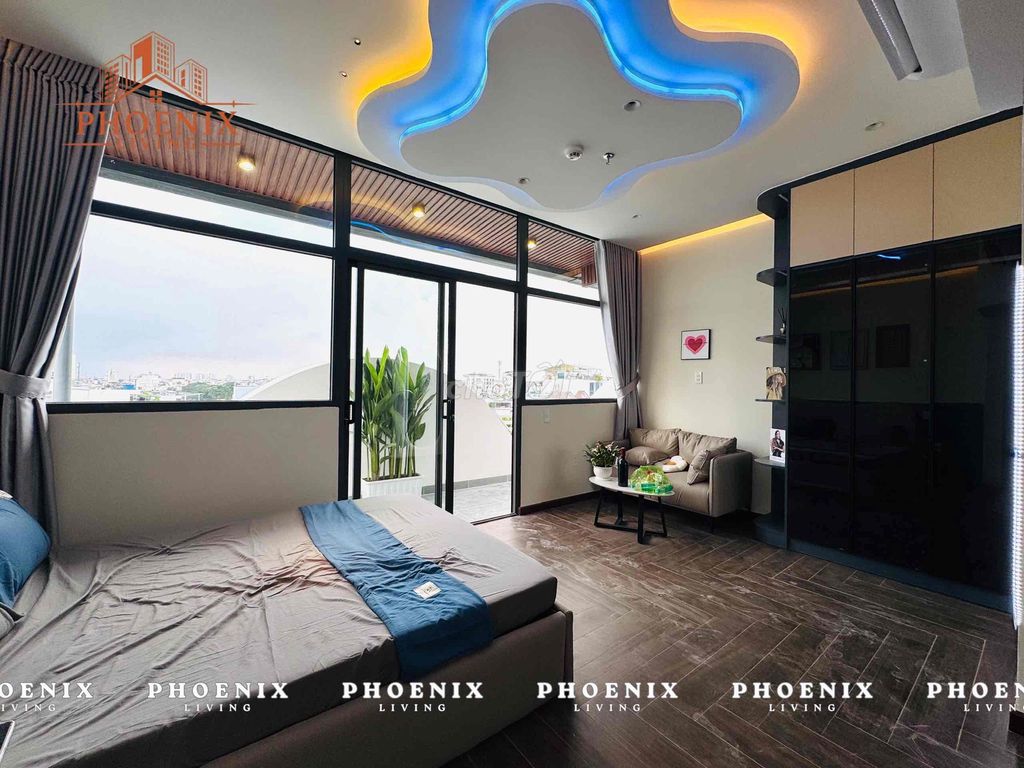 Opening the new house of luxury, fully equipped.