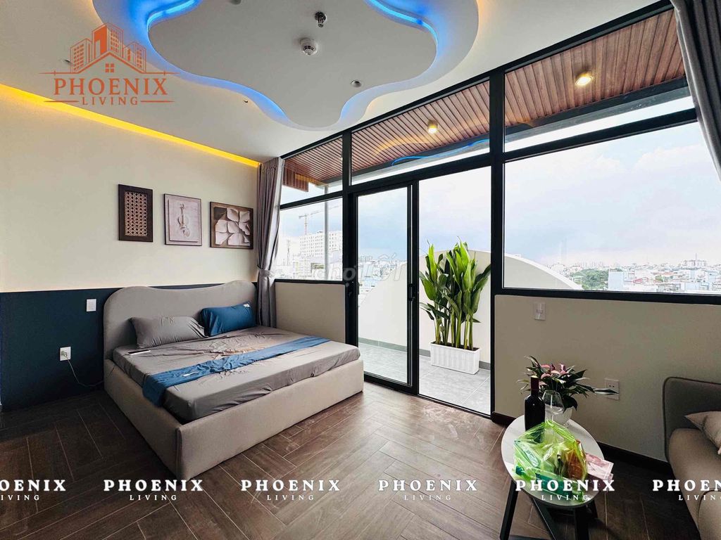 Opening the new house of luxury, fully equipped.