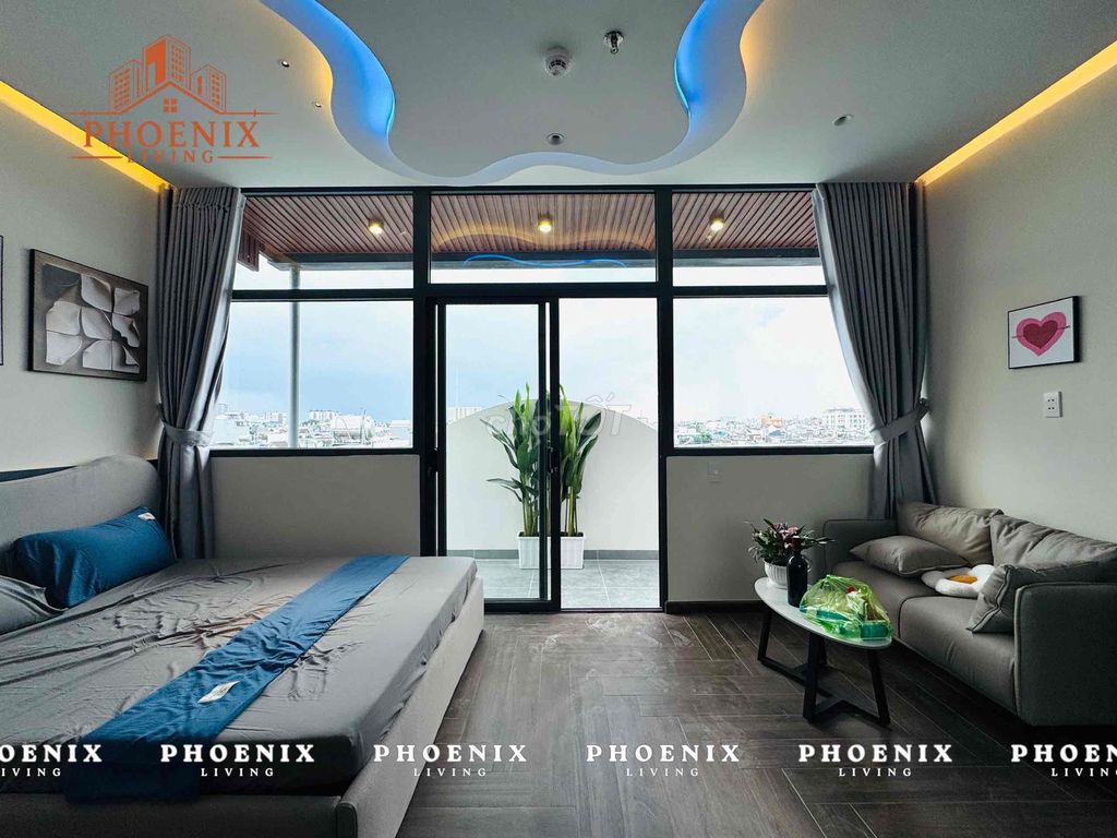 Opening the new house of luxury, fully equipped.