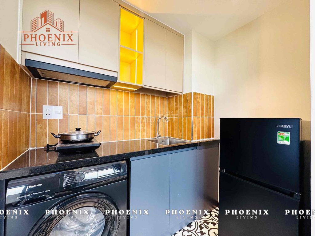 Opening the new house of luxury, fully equipped.