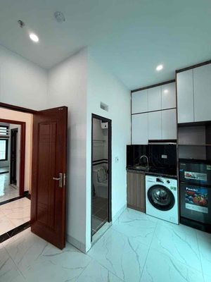 The owner himself rented a room with 2 Hover 2 Buffers