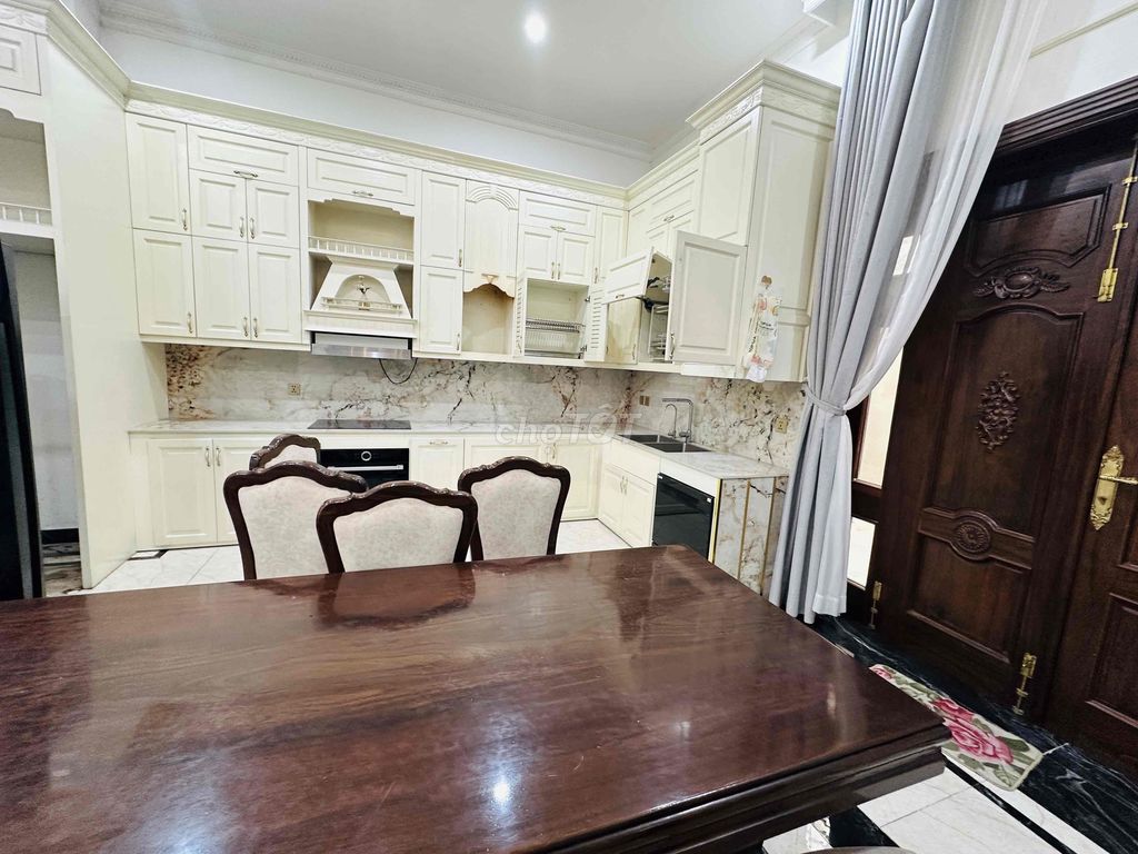 Cityland City Hall Gò Vấp–18 interiors - Just now serving as an office - 45 million