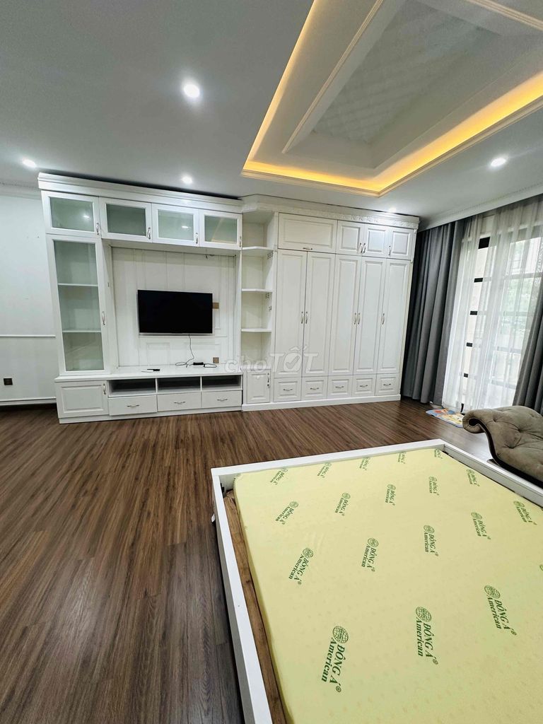Cityland City Hall Gò Vấp–18 interiors - Just now serving as an office - 45 million