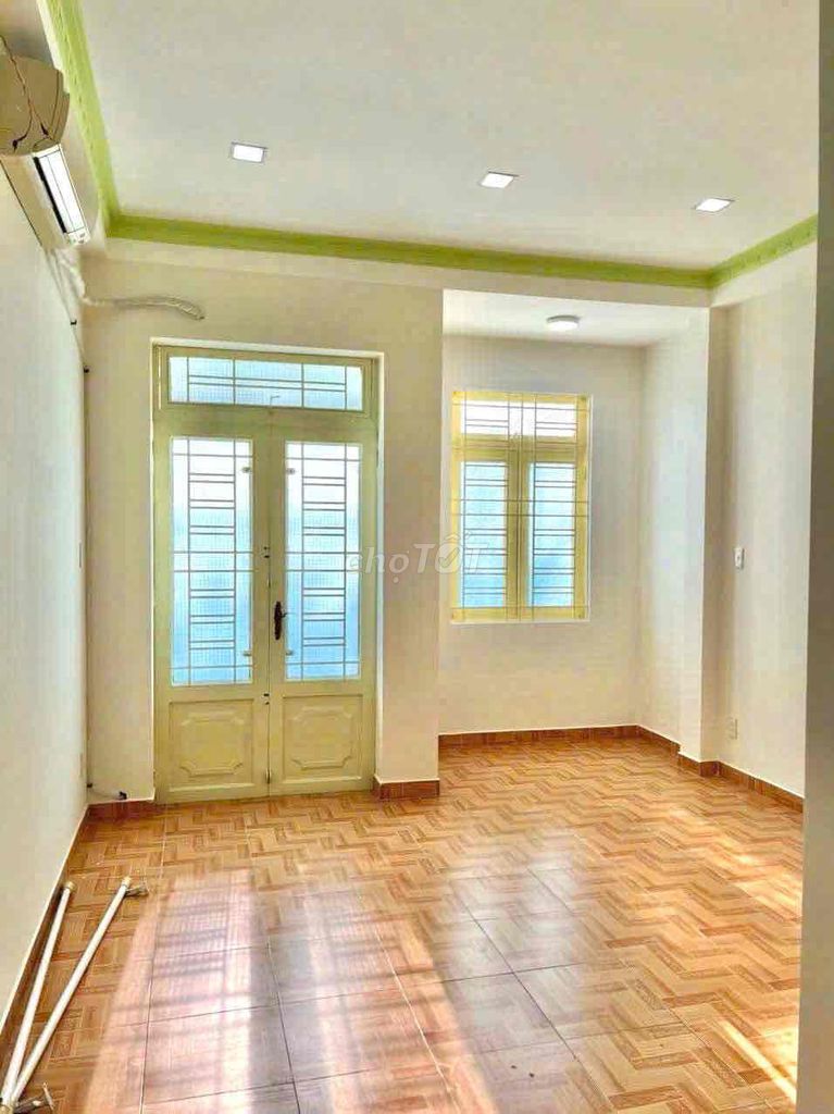 4-14 feet of sleeping room in a nice house.