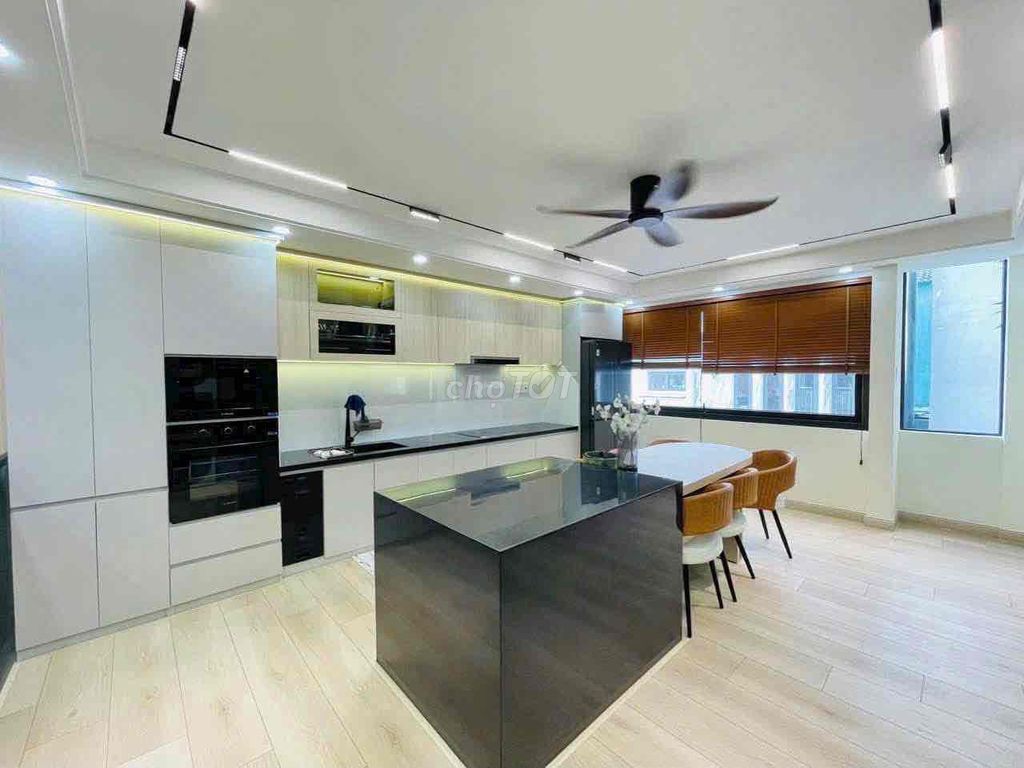 Rent 68/ Nguyễn Tư Giản-7* 12 Gò Vấp 4.6 m 11 meters 4 bedroom 4 toilets