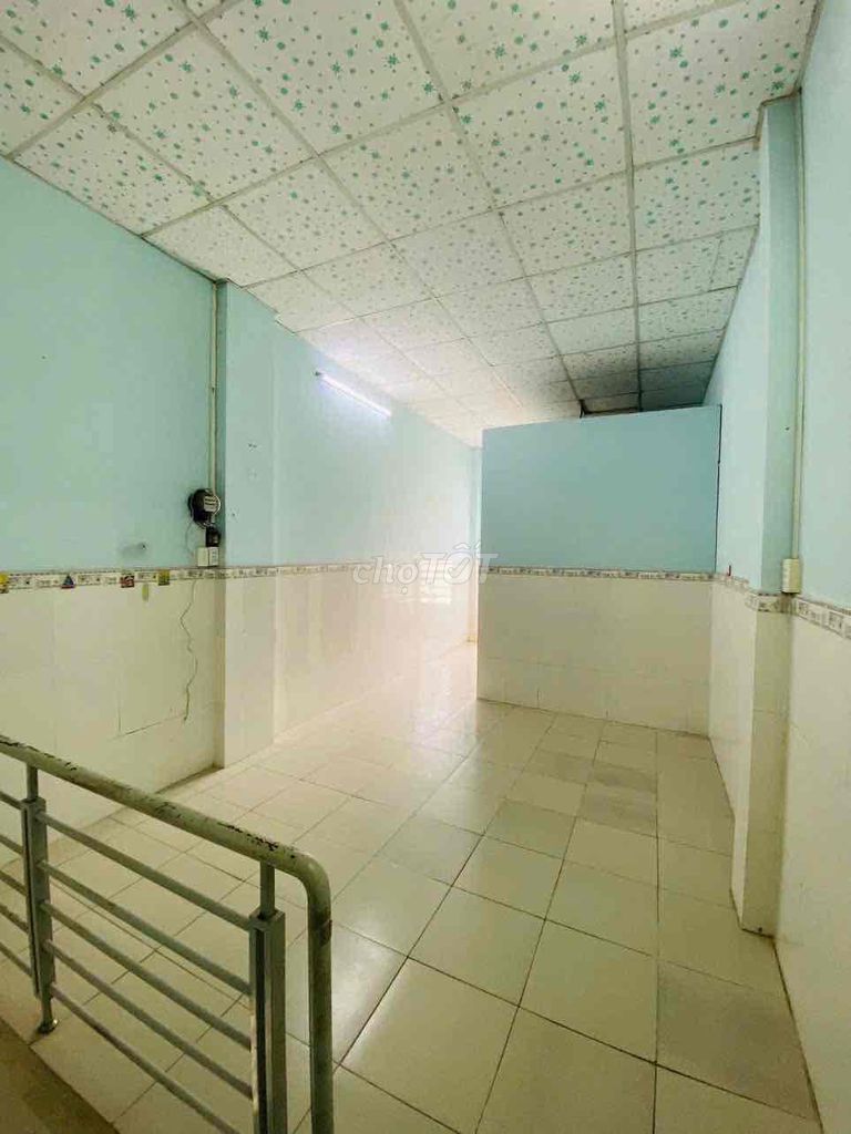 House 1 MM - 2 floors - 3 bedroom - 3 toilets. 385 Lê Văn Việt Road