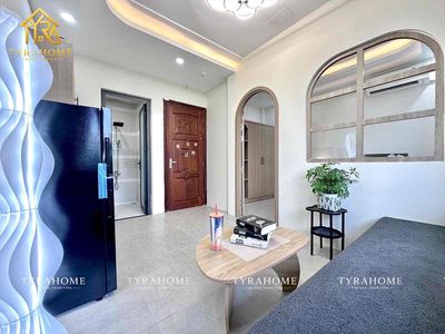 combined for renting a service apartment. One bedroom 40 meters 2 Bình Thạnh balcony full interior.
