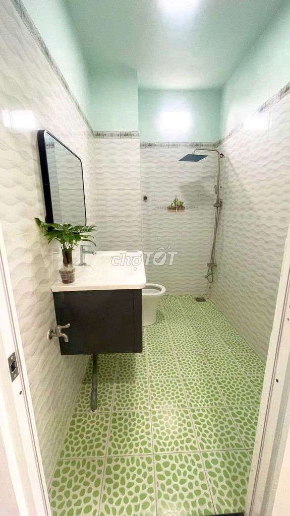 6 rooms 4.5 X 17 M alley 8 Reciprocal New M
