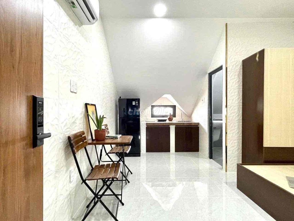 Studio of the sky window right in the center of Phú Mỹ Lavette via Mart