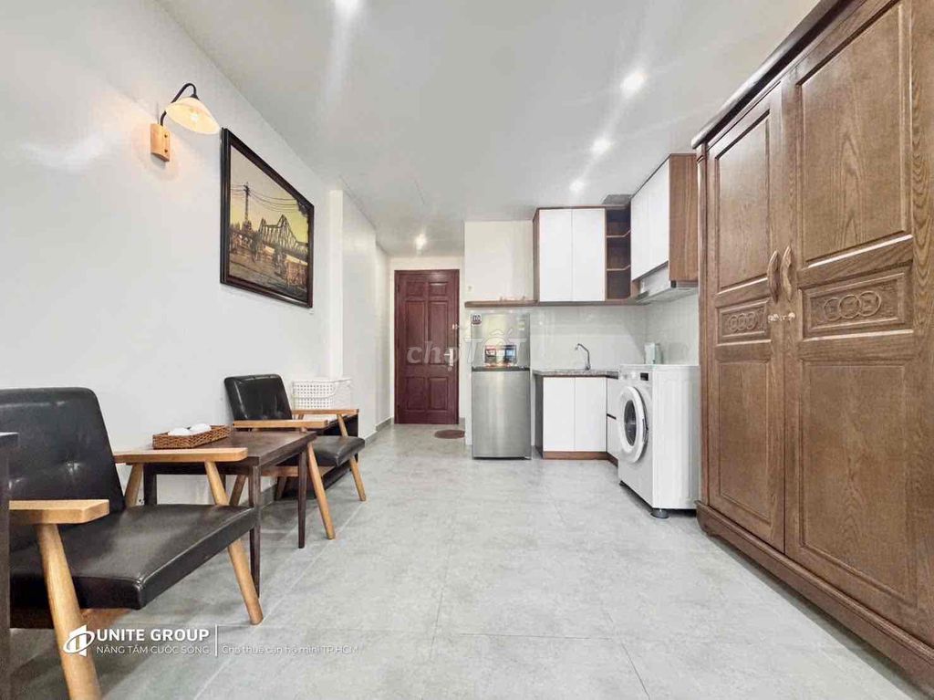 New house 100%, balcony chill - drug balcony, Bình Thạnh, 5 P to District 1.