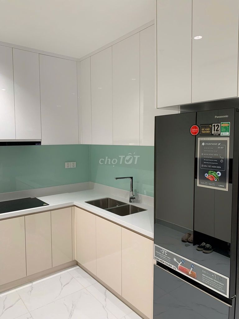 Rent two new Full House bedrooms 100 percent into the flat right through the 8th District.