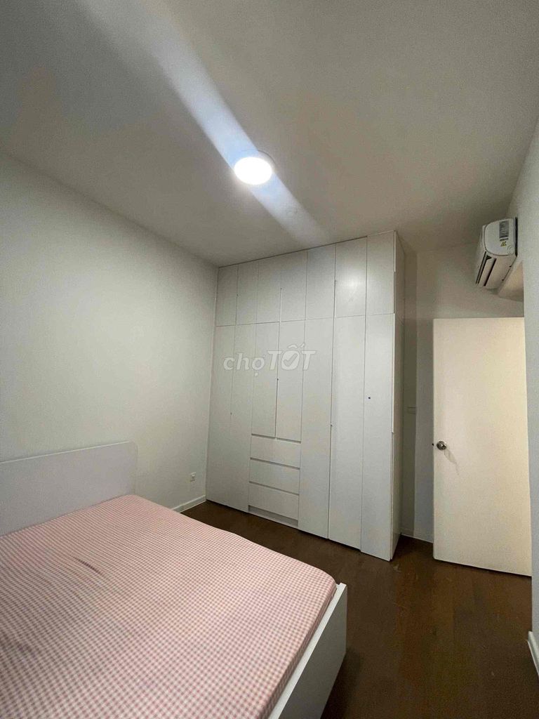 Rent two bedrooms. Full Full toilet. The Park Residence.