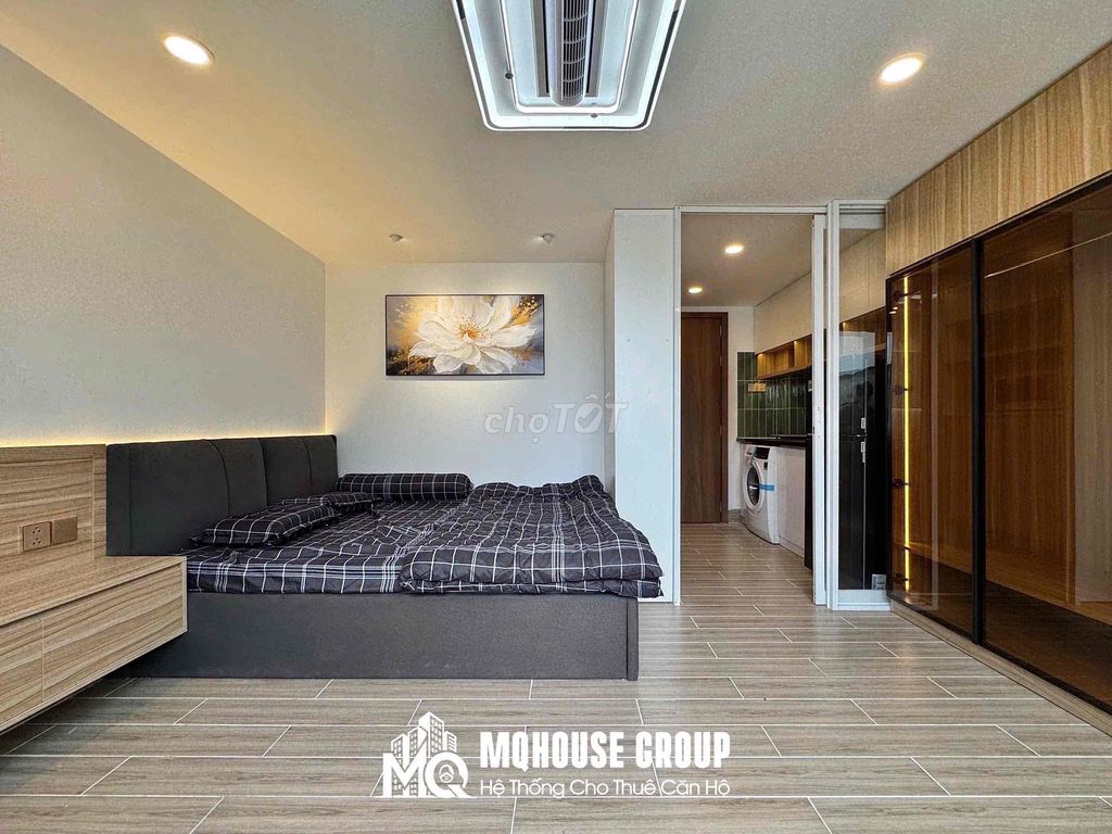 Open service apartment at Tân Phú near the dedicated university