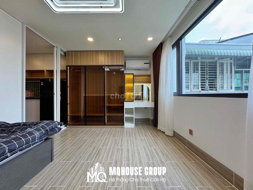Open service apartment at Tân Phú near the dedicated university