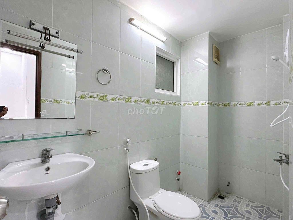 Open two bedrooms 50 M2 in front of the 5th District-- 12 million ath.