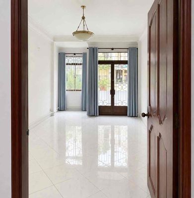 Rent one Võ Văn Tần (TK +1st floor).